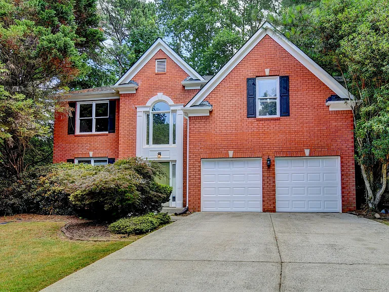 873 Red Rock Ct — Photo 2