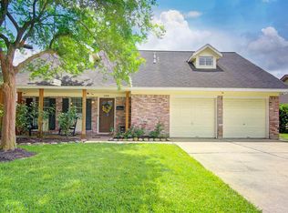 2006 S Palm Ct, Pasadena, TX 77502