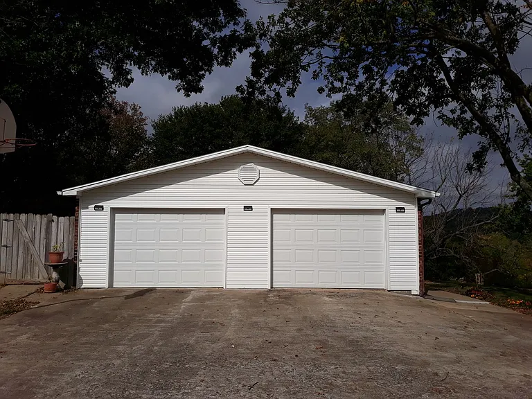 101 NW Campbell Rd — Photo 5