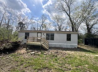 104 Hinkle Hill St E, Bell Buckle, TN 37020