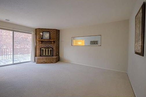 4th image of 10100 W 96th St APT D