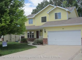 711 Country Acres Dr, Johnstown, CO 80534