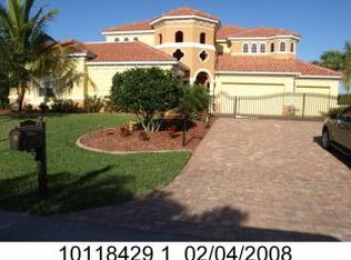 5731 SW 9th Ct, Cape Coral, FL 33914
