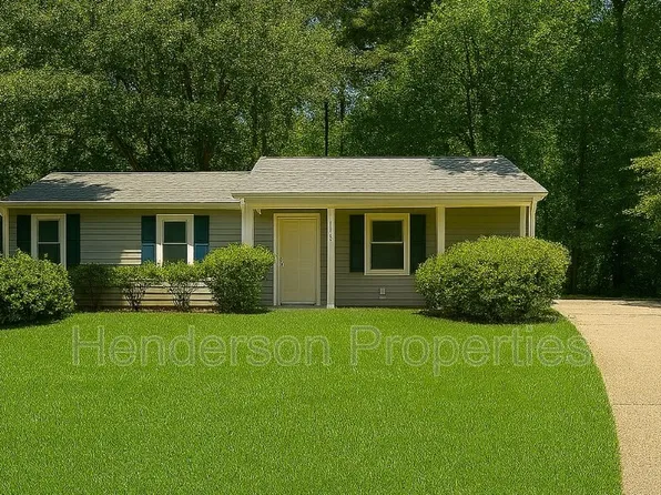 6820 N Ridge Ct, Charlotte, NC 28215