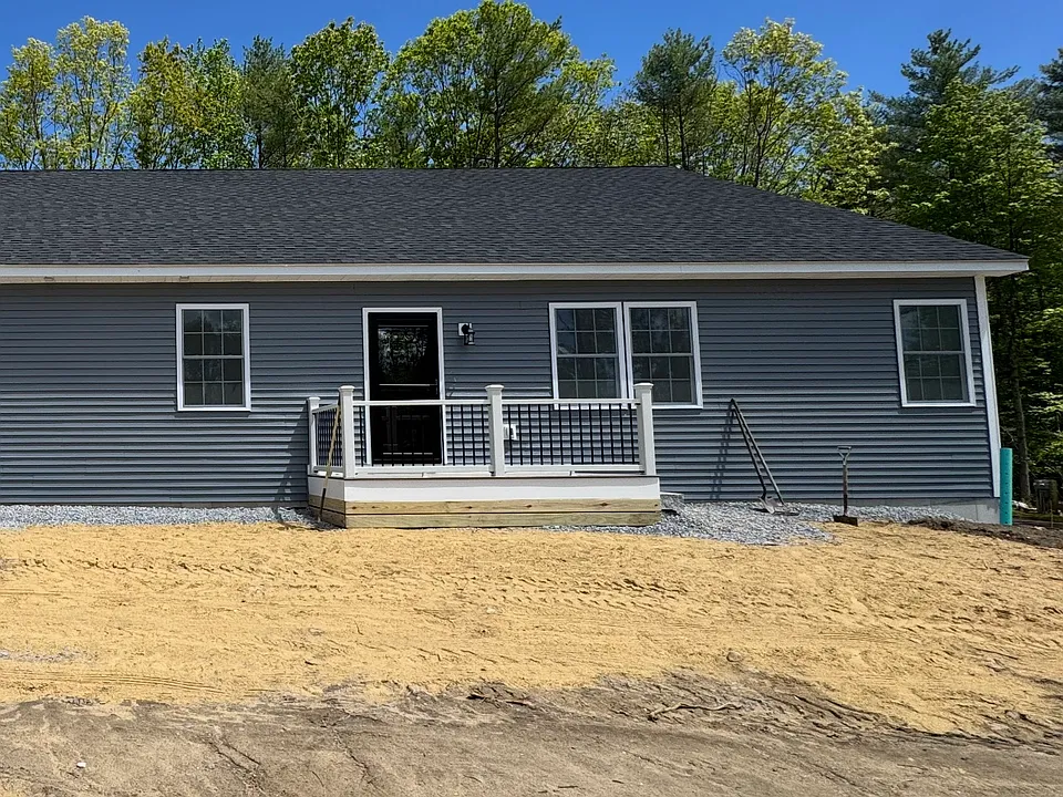 301 Peverly Rd #2