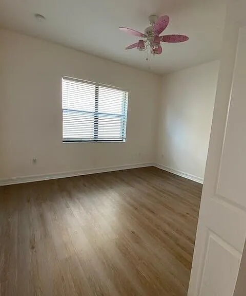 9504 Equus Cir — Photo 17