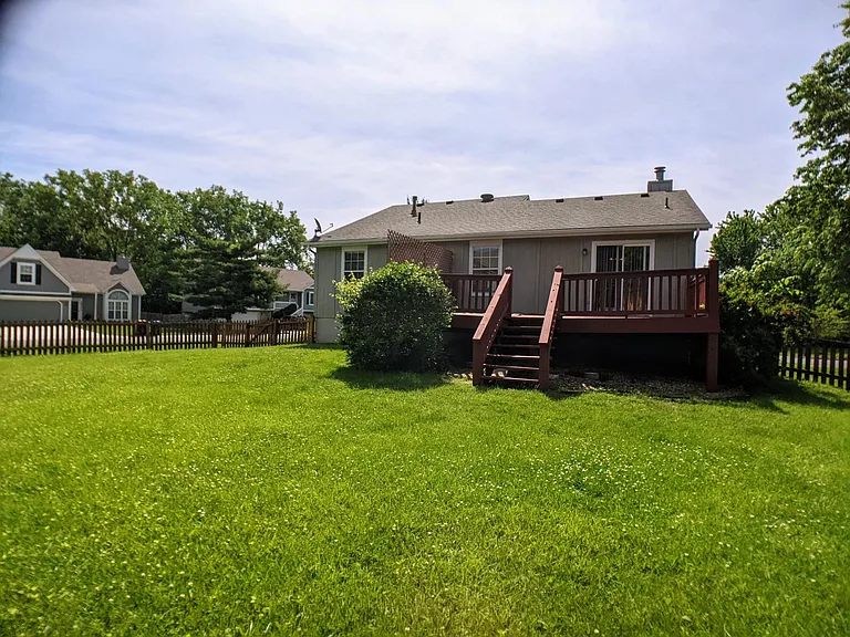 7602 W 154th Ter — Photo 54