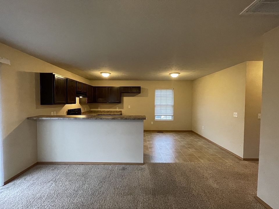 1153 S Strasbourg Ave, Springfield, MO 65802 Zillow