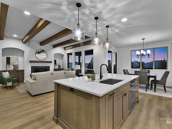 5th image of 2584 E Galleon Ln