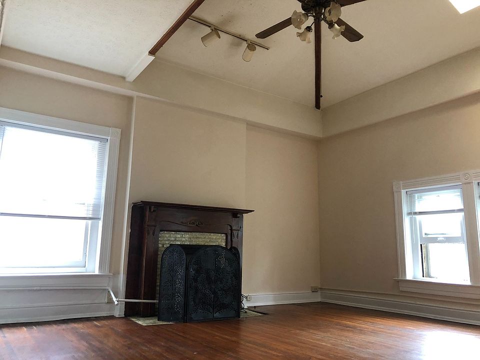 1st image of 504 W Ormsby Ave #5