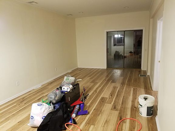 2nd image of 231 Lake Shr N #2