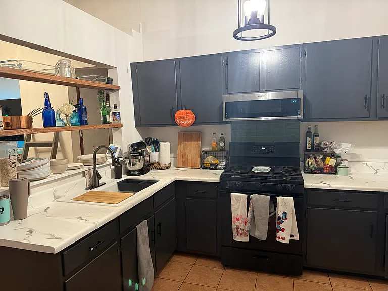 425 Muskegon Ave — Photo 8