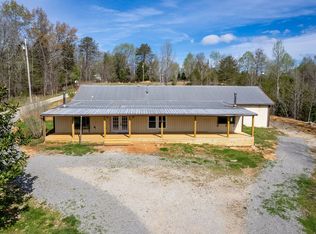 233 Macarthur Ln, Walling, TN 38587