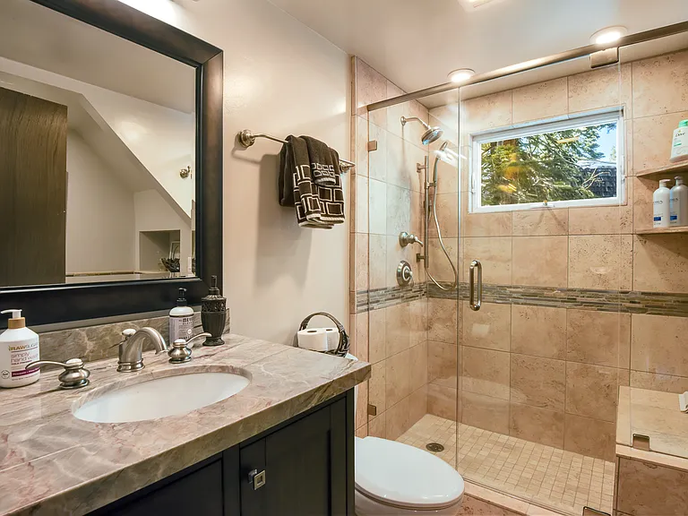 5668 Sahara Dr — Photo 23