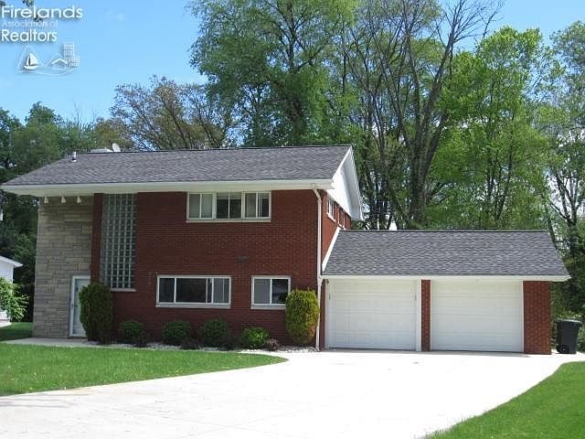 1st image of 800 Midway Dr