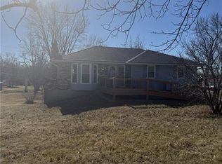 24475 W 83rd St, Lenexa, KS 66227