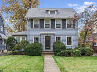 9 Euclid Pl, Montclair, NJ 07042