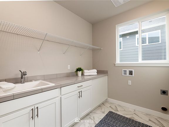 3rd image of 1436 Baker Heights Loop Homesite 33