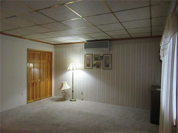 5th image of 714 Arlington Ave