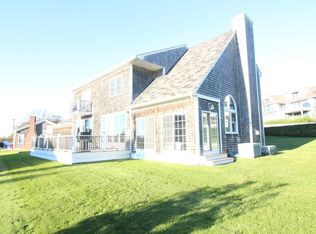 23 Hoover Rd, Middletown, RI 02842