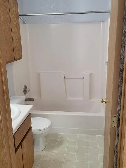 819 5th Ave S #106 — Photo 5
