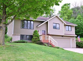 8110 170th St W, Lakeville, MN 55044