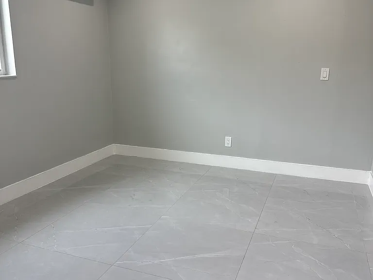 10921 SW 180th St — Photo 5