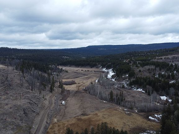 2nd image of 1 Copper Creek Rd