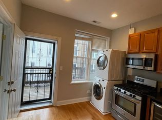 850 N Damen Ave APT 3R, Chicago, IL 60622