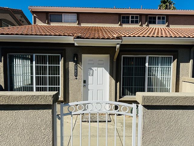 1st image of 25625 Prospect Ave
