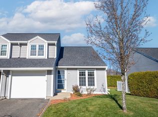 104 Chapin Greene Dr #104, Ludlow, MA 01056