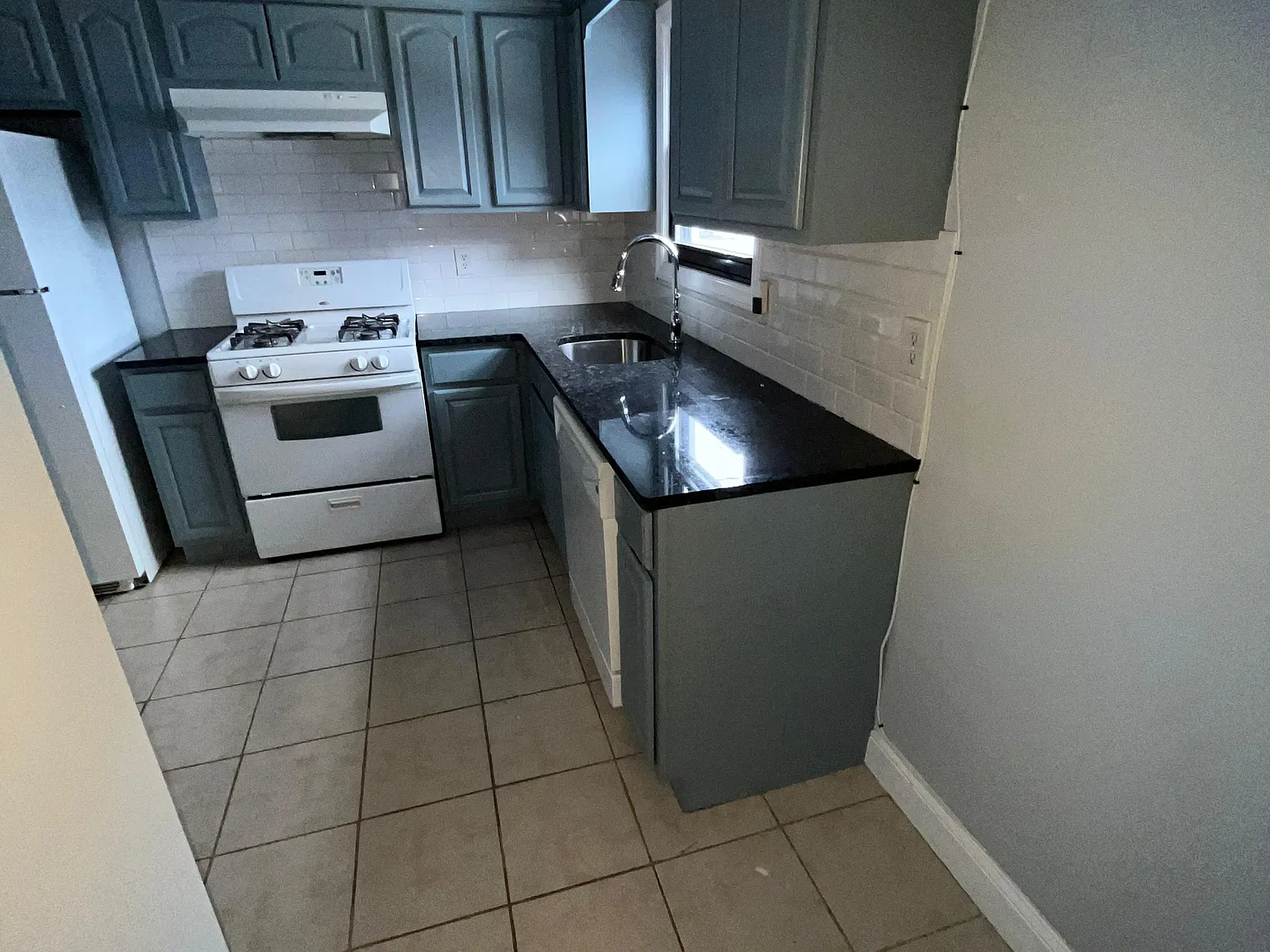 1 bed, $1,800 — Photo 3