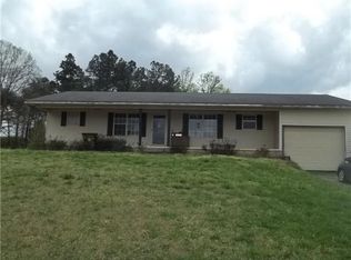 673 Hytop Rd, Scottsboro, AL 35768
