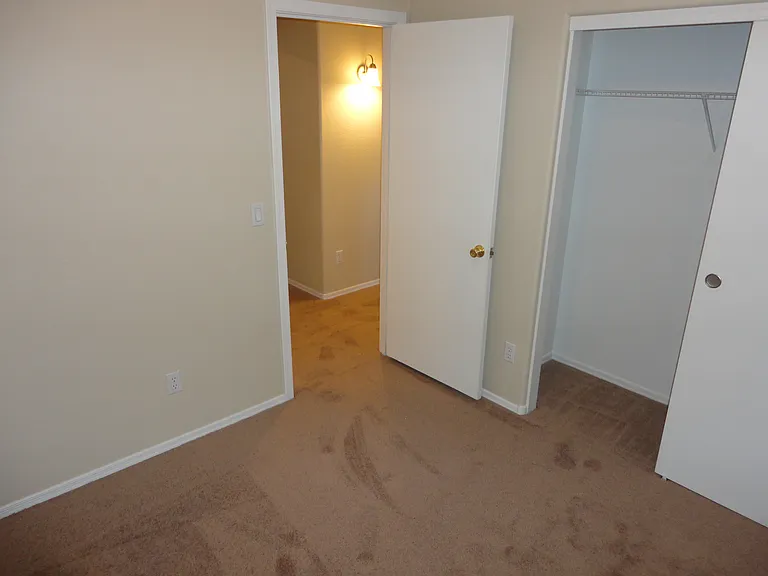 6217 W Warner St — Photo 13