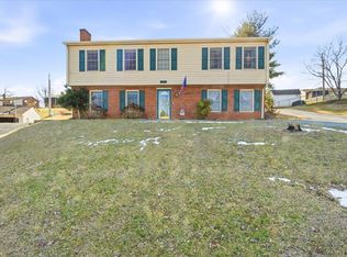716 Page St, Salem, VA 24153