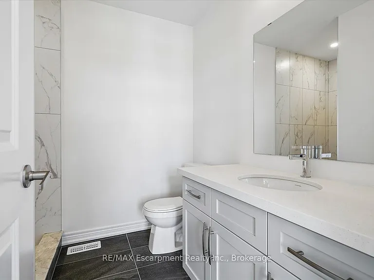 76 Valley Trail Pl — Photo 30
