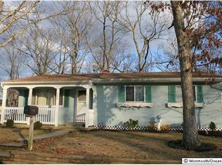 555 Bradley Blvd, Toms River, NJ 08753