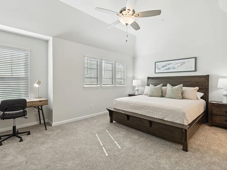 1905 McClane Dr — Photo 14