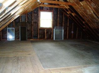 4 Orchard Dr, Chester, NJ 07930