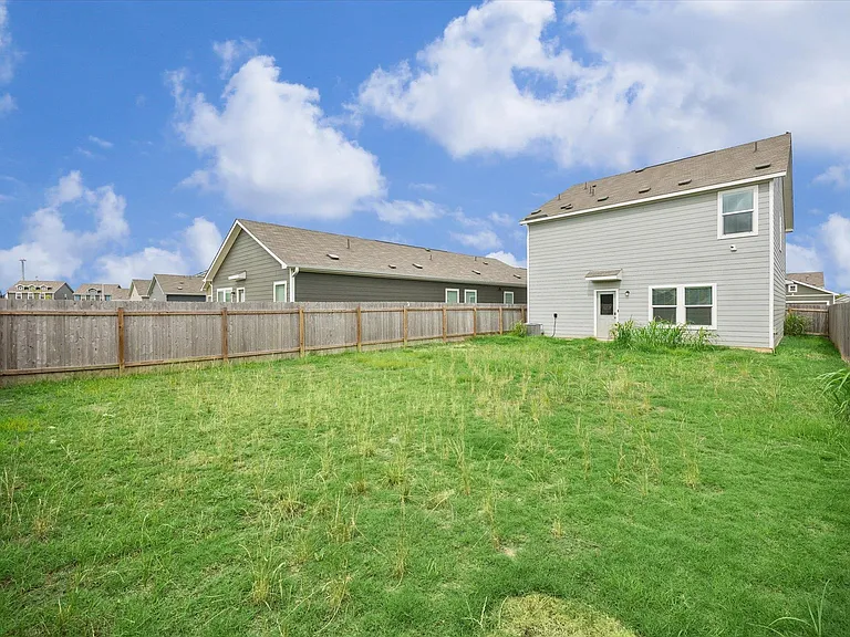 413 Paddlefish Ln — Photo 11