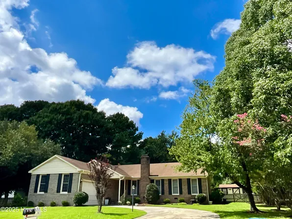 1903 Crooked Creek Road, Greenville, NC 27858