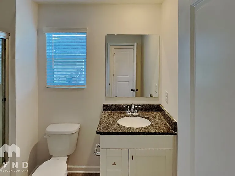 2229 Beauty St — Photo 12