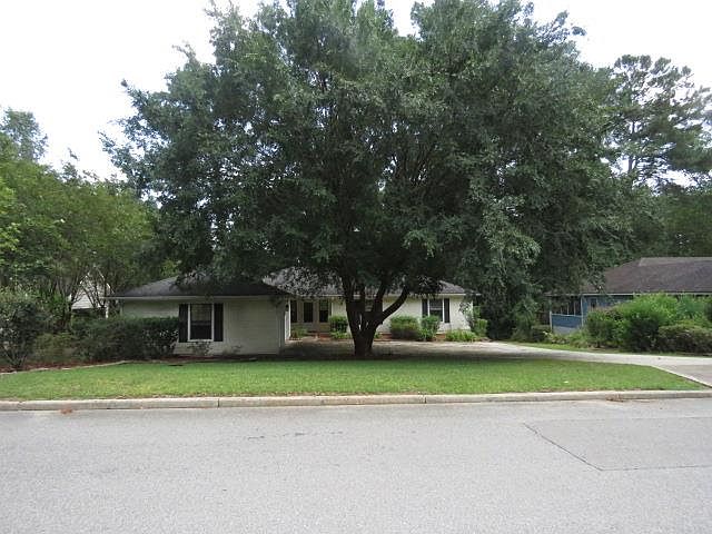 1st image of 2301 N Sherwood Dr
