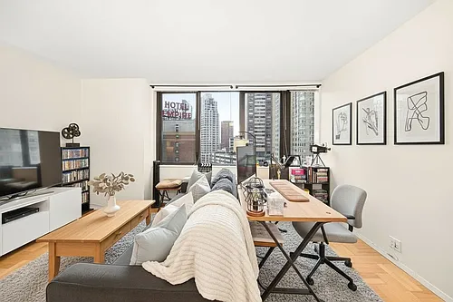 62 W 62nd St #12C Photo 1