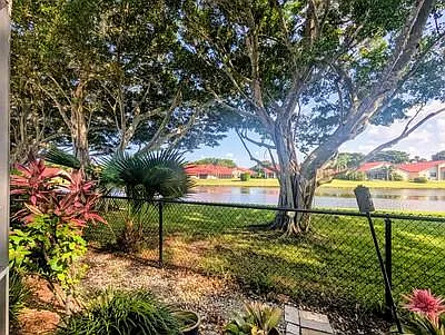 7628 Eagle Point Dr — Photo 36