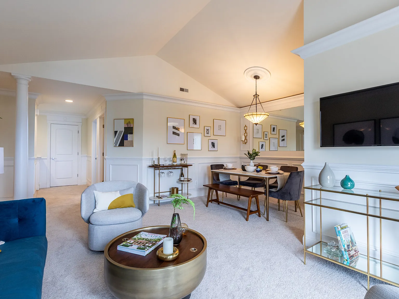 River Oaks West Apartments — Photo 3