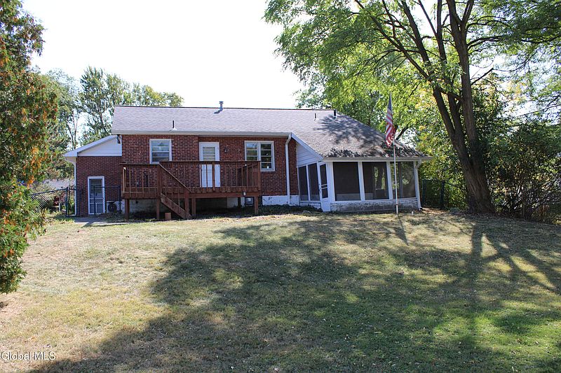 3rd image of 1 Williams Terrace