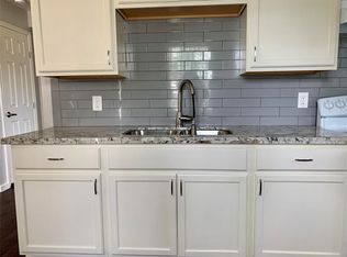 3501 Brewster St #9, Houston, TX 77026