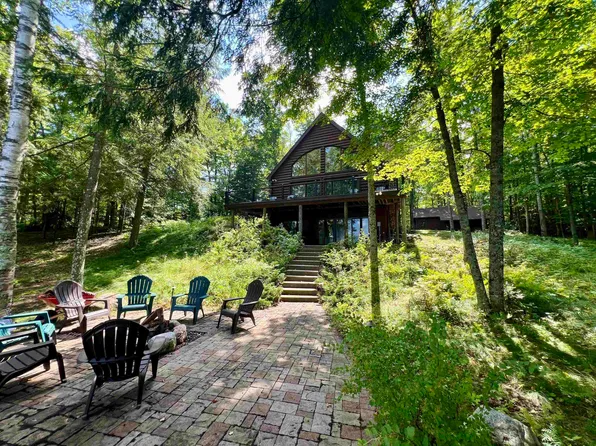 7892 Carlson Dr, Minocqua, WI 54548
