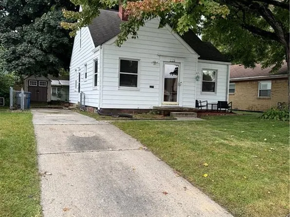 2329 Ida Dr, Toledo, OH 43613